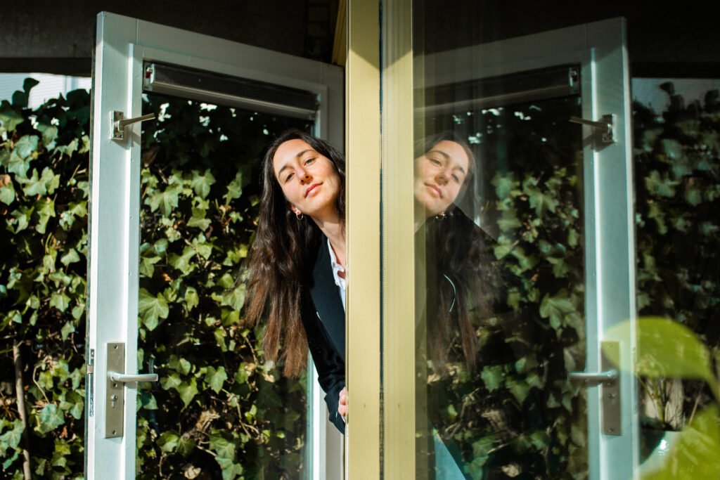 Portret Lisa Lotens
